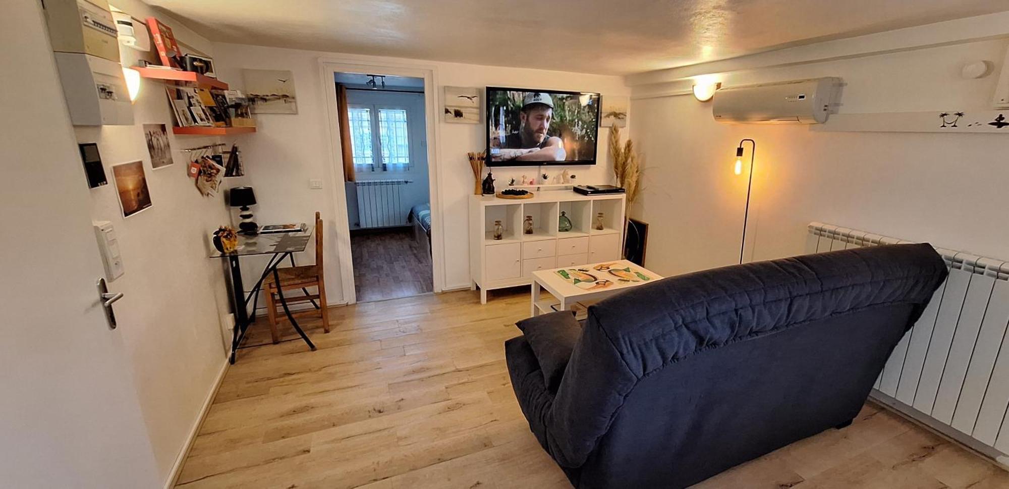 Apartment Superbe T2 Avec Jardin, Piscine-enfant Et Parking