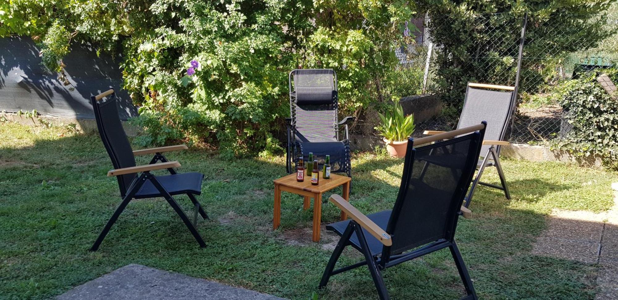 Apartment Superbe T2 Avec Jardin, Piscine-enfant Et Parking
